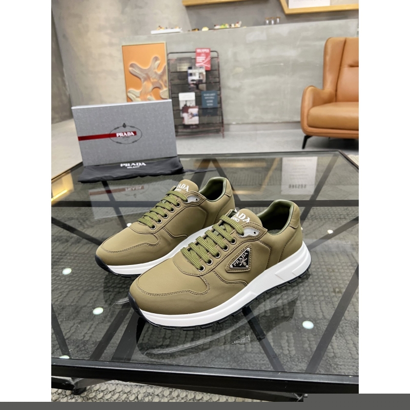 Pra*a casual shoes
